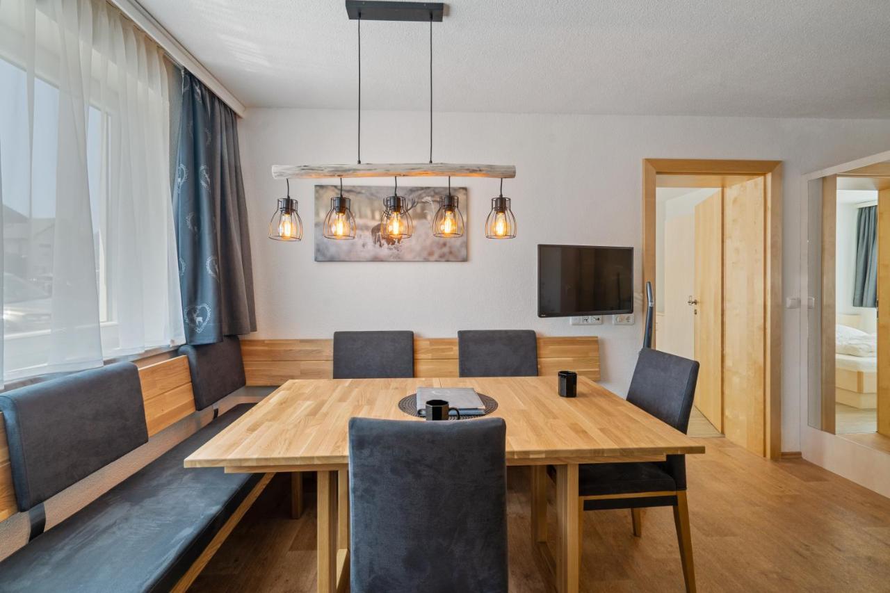Ferienhaus Aventurin Appartement Fiss Buitenkant foto